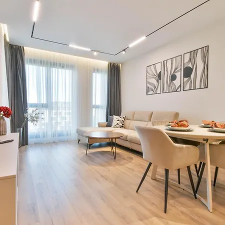 Apartman Luxury Close To Rowing Canal Plovdiv